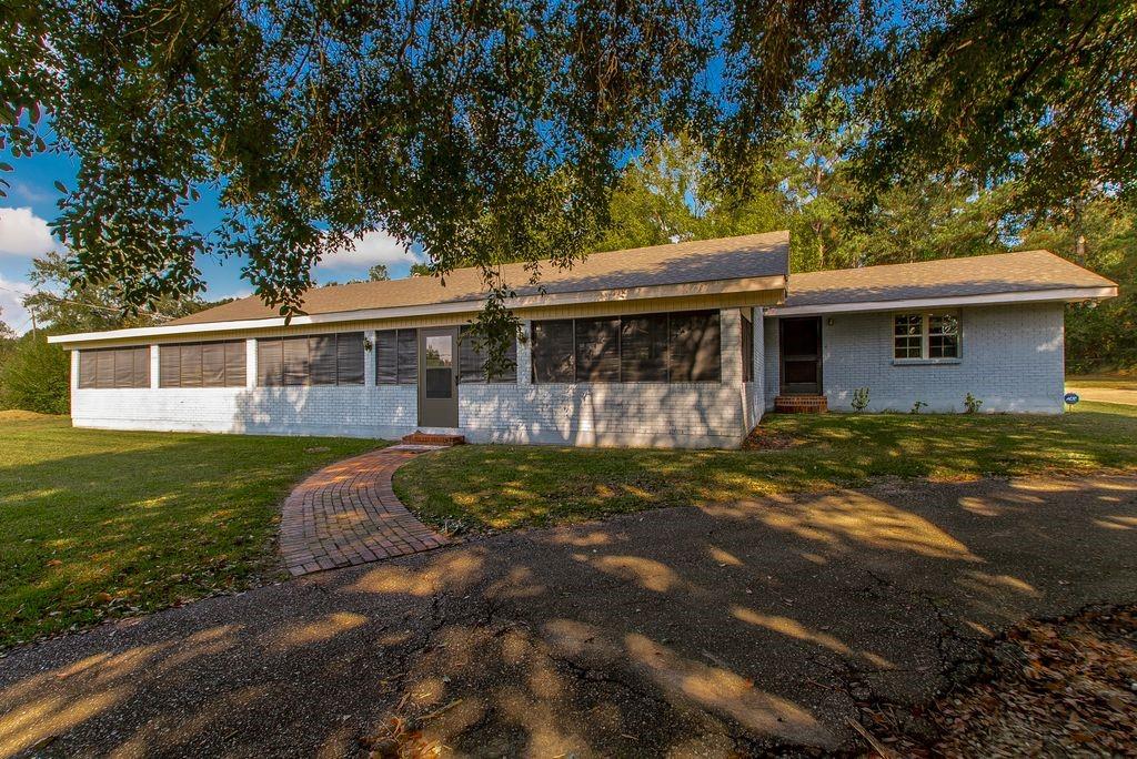 Homes for sale in Bogalusa, LA | 58459 60 Hwy, Bogalusa, LA 70427 | MLS# NO2528967