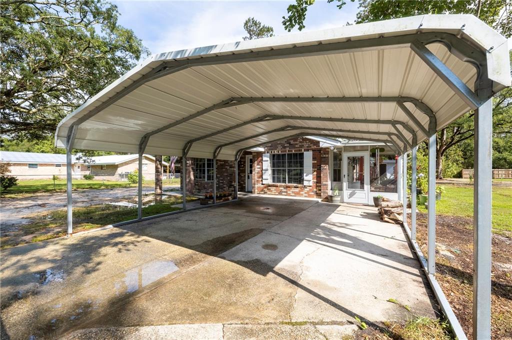 Homes for sale in Pearl River, LA | 39092 Mcqueen Road, Pearl River, LA 70452 | MLS# NO2528571