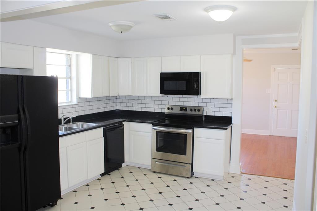 Homes for sale in Metairie, LA | 4748 Newlands Street, Metairie, LA 70006 | MLS# NO2528964