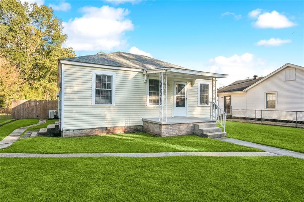 Homes for sale in Slidell, LA | 1188 St Tammany Avenue, Slidell, LA 70460 | MLS# NO2528898