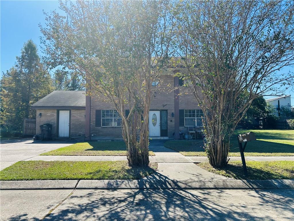 Homes for sale in Chalmette, LA | 52 Carolyn Court, Chalmette, LA 70032 | MLS# NO2528527