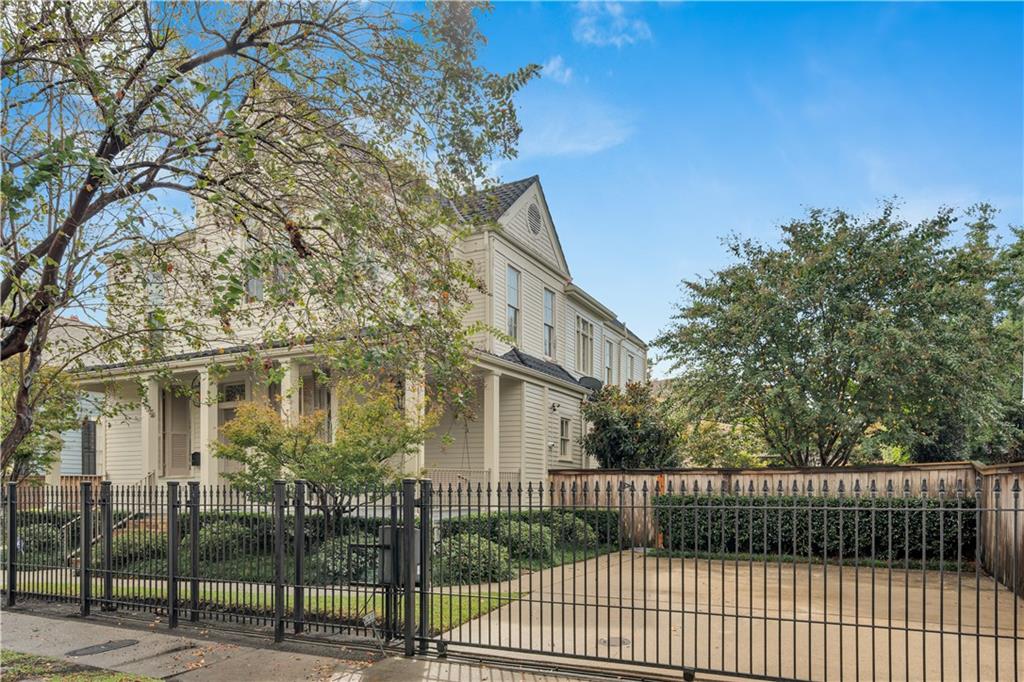 Homes for sale in New Orleans, LA | 3914 Prytania Street, New Orleans, LA 70115 | MLS# NO2527826