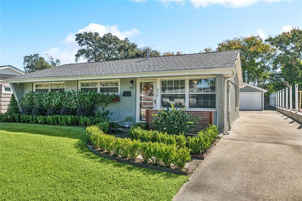 Homes for sale in River Ridge, LA | 413 Moss Lane, River Ridge, LA 70123 | MLS# NO2529170