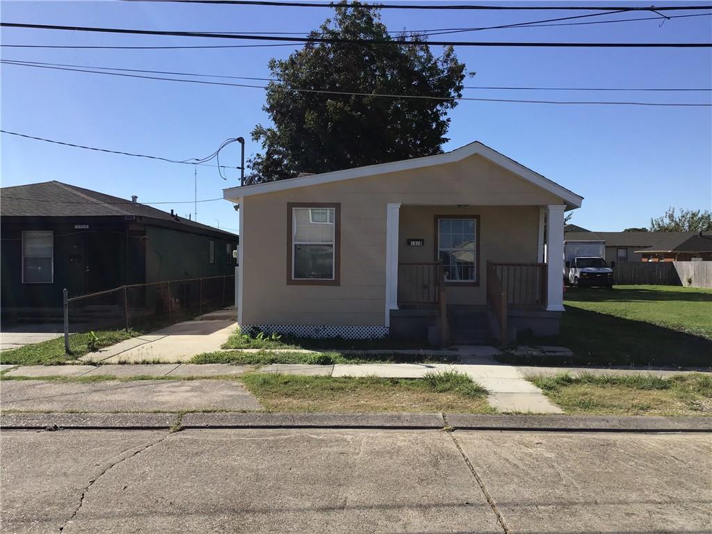 Homes for sale in Gretna, LA | 1318 Cook Street, Gretna, LA 70053 | MLS# NO2527340