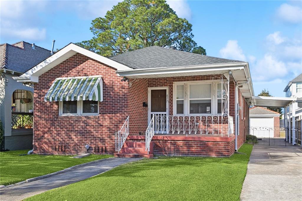 Homes for sale in New Orleans, LA | 877 Pontalba Street, New Orleans, LA 70124 | MLS# NO2529297