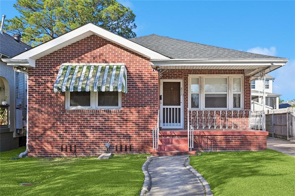 Homes for sale in New Orleans, LA | 877 Pontalba Street, New Orleans, LA 70124 | MLS# NO2529297