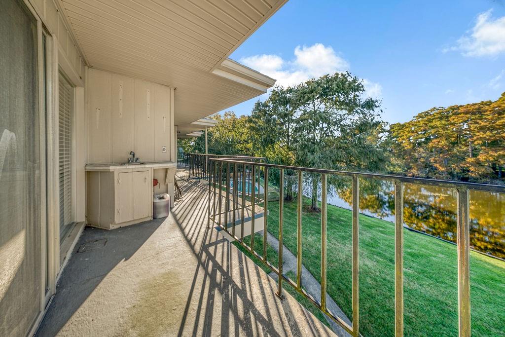 Homes for sale in Slidell, LA | 2021 Bayou Lane #E, Slidell, LA 70458 | MLS# NO2530168