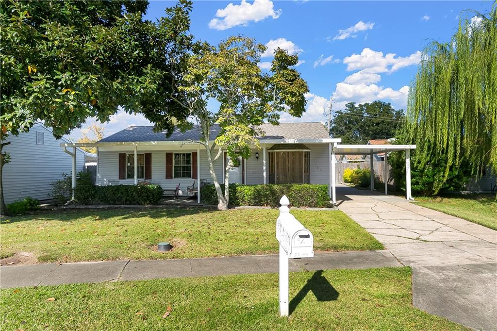 Homes for sale in Avondale, LA | 164 Yvonne Dr, Avondale, LA 70094 | MLS# NO2528804