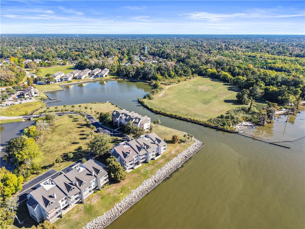 Homes for sale in Mandeville, LA | 406 Mariners Island #2F, Mandeville, LA 70448 | MLS# NO2529391