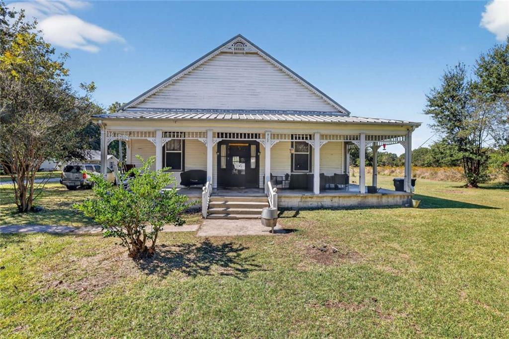 Homes for sale in Loreauville, LA | 917 N Main Street, Loreauville, LA 70552 | MLS# NO2530373