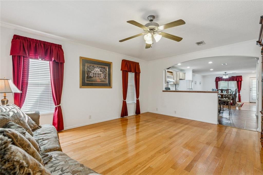 Homes for sale in Chalmette, LA | 8416 Colonel Dr, Chalmette, LA 70043 | MLS# NO2530277