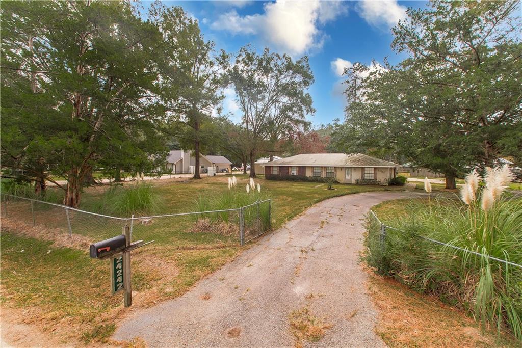 Homes for sale in Ponchatoula, LA | 24242 Verneuil Lane, Ponchatoula, LA 70454 | MLS# NO2530497