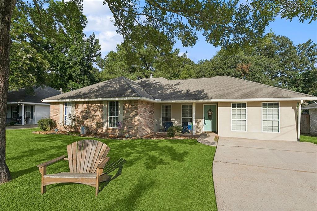 Homes for sale in Mandeville, LA | 2427 Biron Street, Mandeville, LA 70448 | MLS# NO2529344