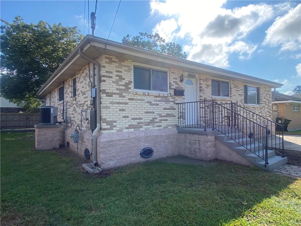 Homes for sale in Harahan, LA | 1301 Generes Dr, Harahan, LA 70123 | MLS# NO2530503