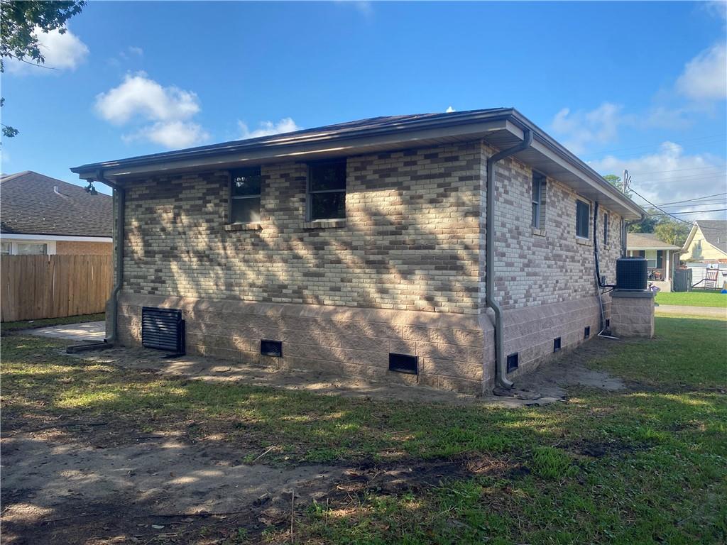 Homes for sale in Harahan, LA | 1301 Generes Dr, Harahan, LA 70123 | MLS# NO2530503