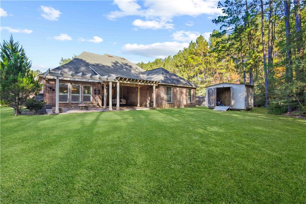 Homes for sale in Covington, LA | 201 Acadia Park Dr, Covington, LA 70435 | MLS# NO2530242