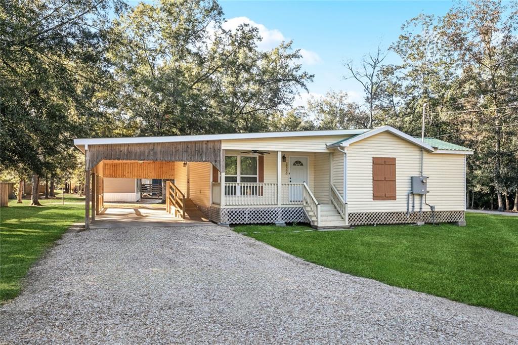 Homes for sale in Ponchatoula, LA | 20300 Sisters Road, Ponchatoula, LA 70454 | MLS# NO2530743