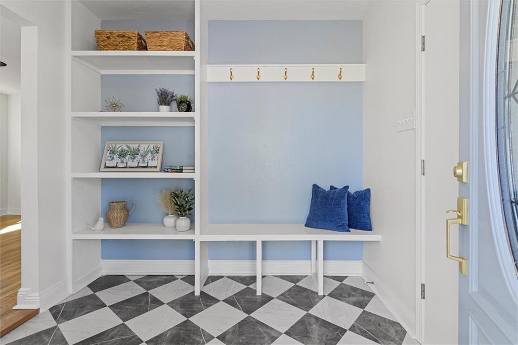 Homes for sale in Jefferson, LA | 717 E Jefferson Park, Jefferson, LA 70121 | MLS# NO2530838