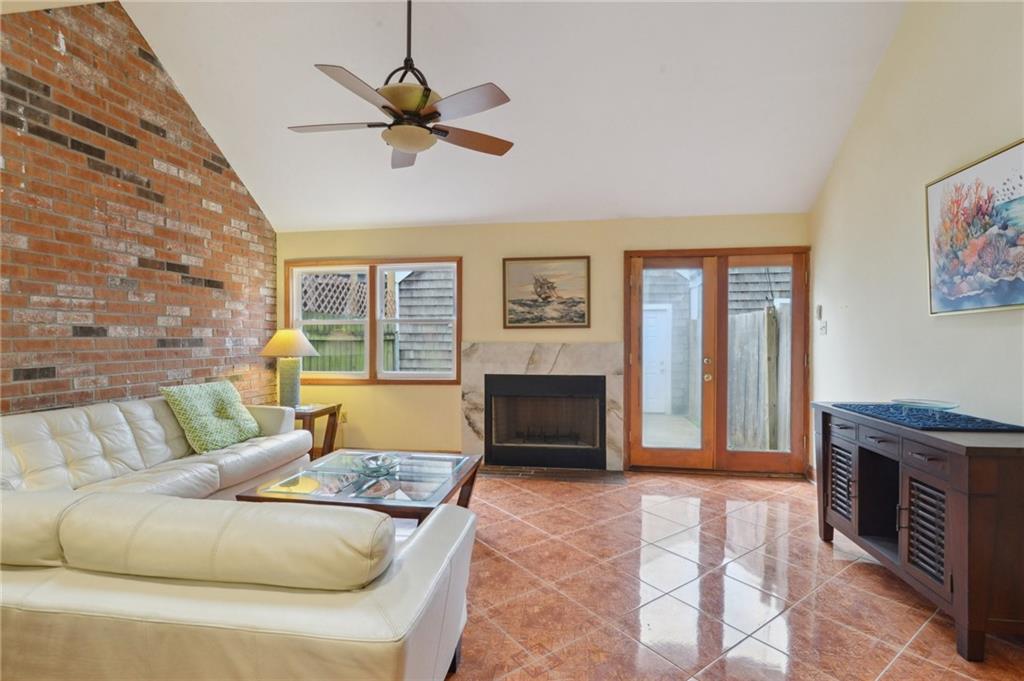 Homes for sale in New Orleans, LA | 17 Spinnaker Lane, New Orleans, LA 70124 | MLS# NO2530699