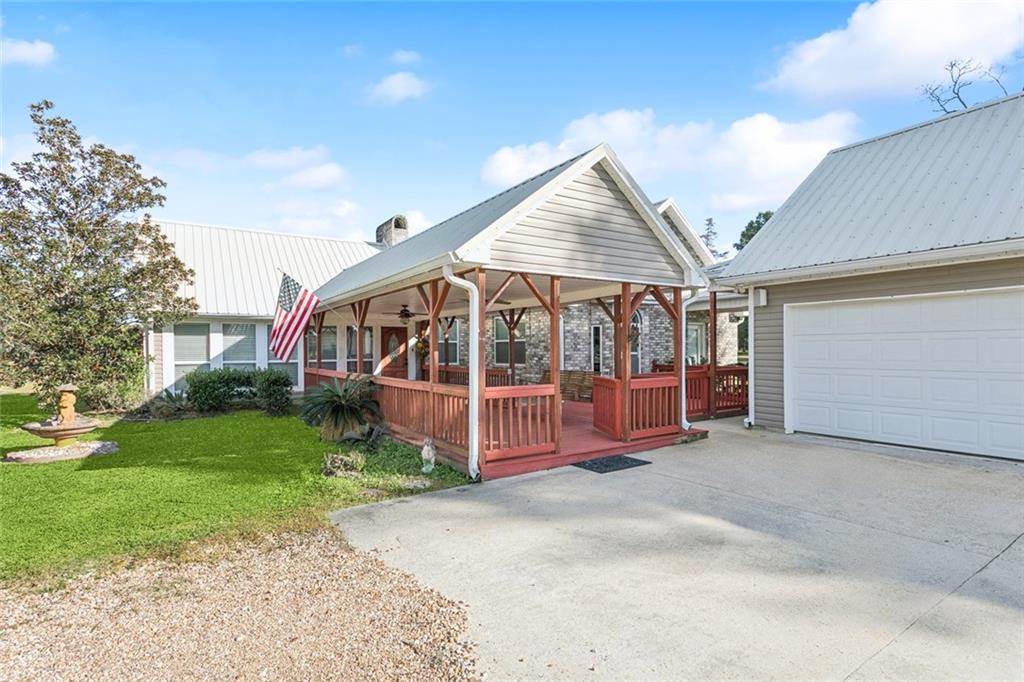 Homes for sale in Ponchatoula, LA | 20444 E Hwy 22 Hwy, Ponchatoula, LA 70454 | MLS# NO2530691