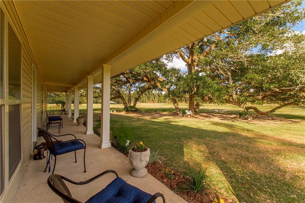 Homes for sale in Springfield, LA | 30997 La-22 Hwy, Springfield, LA 70462 | MLS# NO2530726