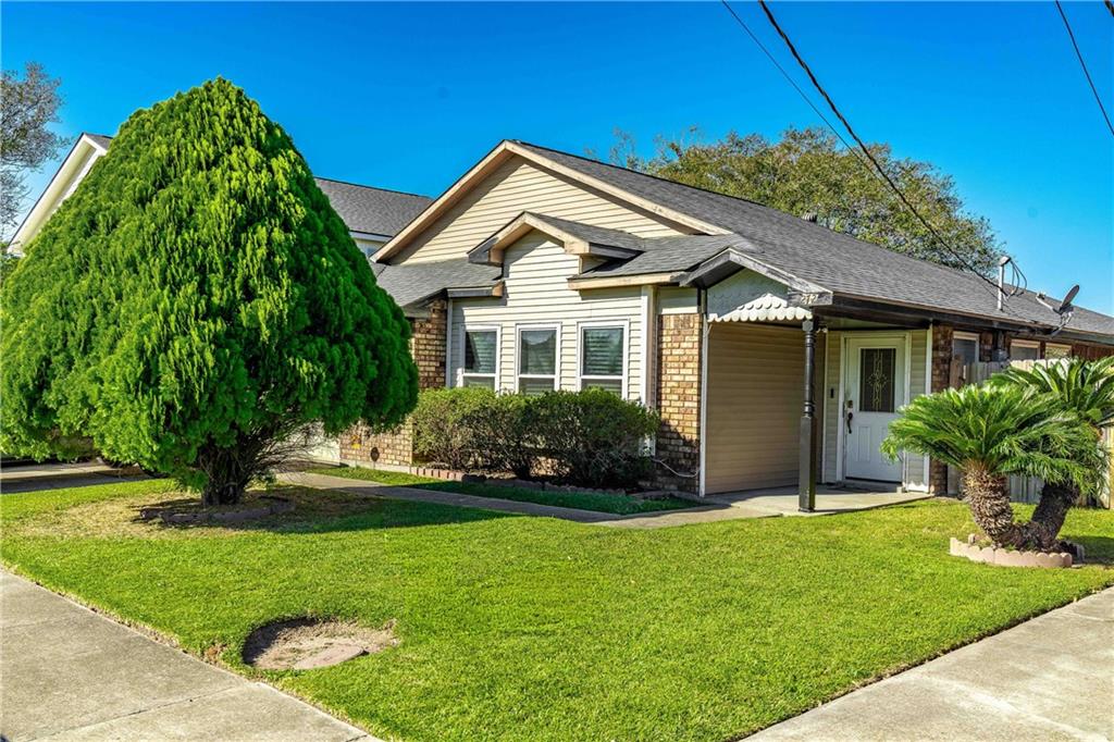 Homes for sale in Waggaman, LA | 272 Jeffer Dr, Waggaman, LA 70094 | MLS# NO2531123