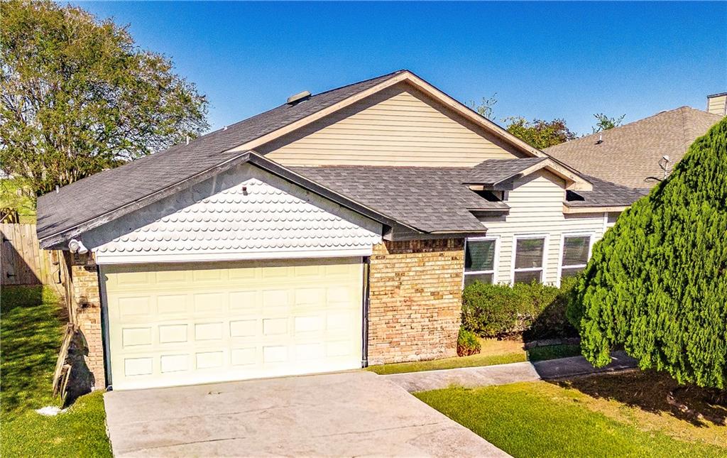 Homes for sale in Waggaman, LA | 272 Jeffer Dr, Waggaman, LA 70094 | MLS# NO2531123