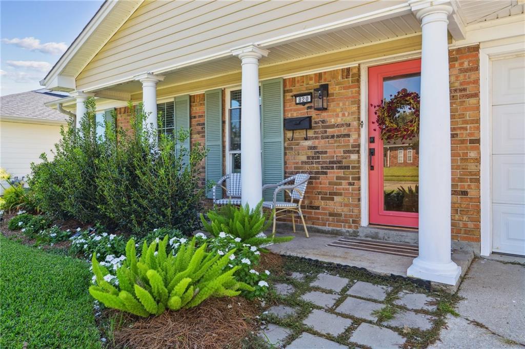 Homes for sale in Terrytown, LA | 820 Holyoke Pl, Terrytown, LA 70056 | MLS# NO2528513