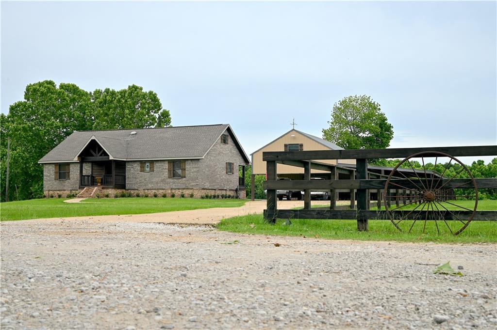 Homes for sale in Marksville, LA | 272 Lucy Belle Dr, Marksville, LA 71351 | MLS# CN2530807