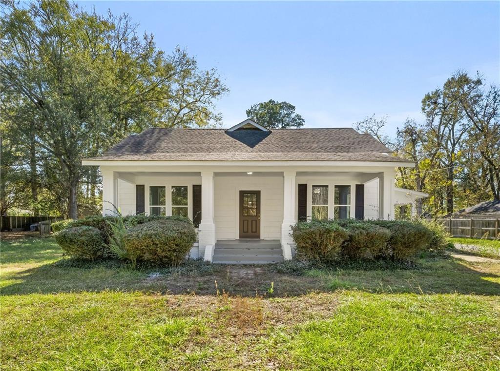 Homes for sale in Winnfield, LA | 1100 Maple Street, Winnfield, LA 71483 | MLS# CN2531234