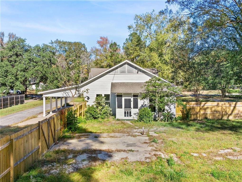 Homes for sale in Winnfield, LA | 1100 Maple Street, Winnfield, LA 71483 | MLS# CN2531234