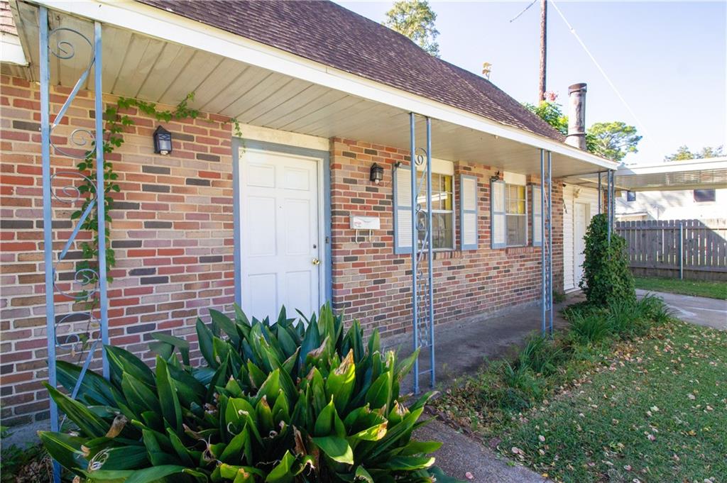 Homes for sale in Laplace, LA | 404 Lacour Dr, Laplace, LA 70068 | MLS# NO2530716