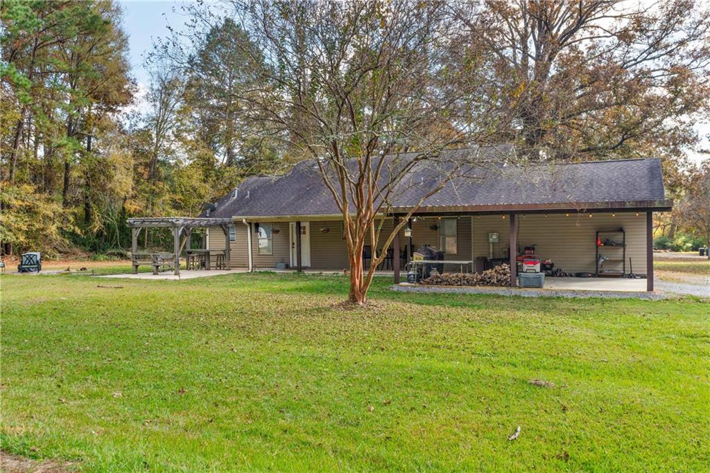 Homes for sale in Deville, LA | 204 Nation Road, Deville, LA 71328 | MLS# CN2529403