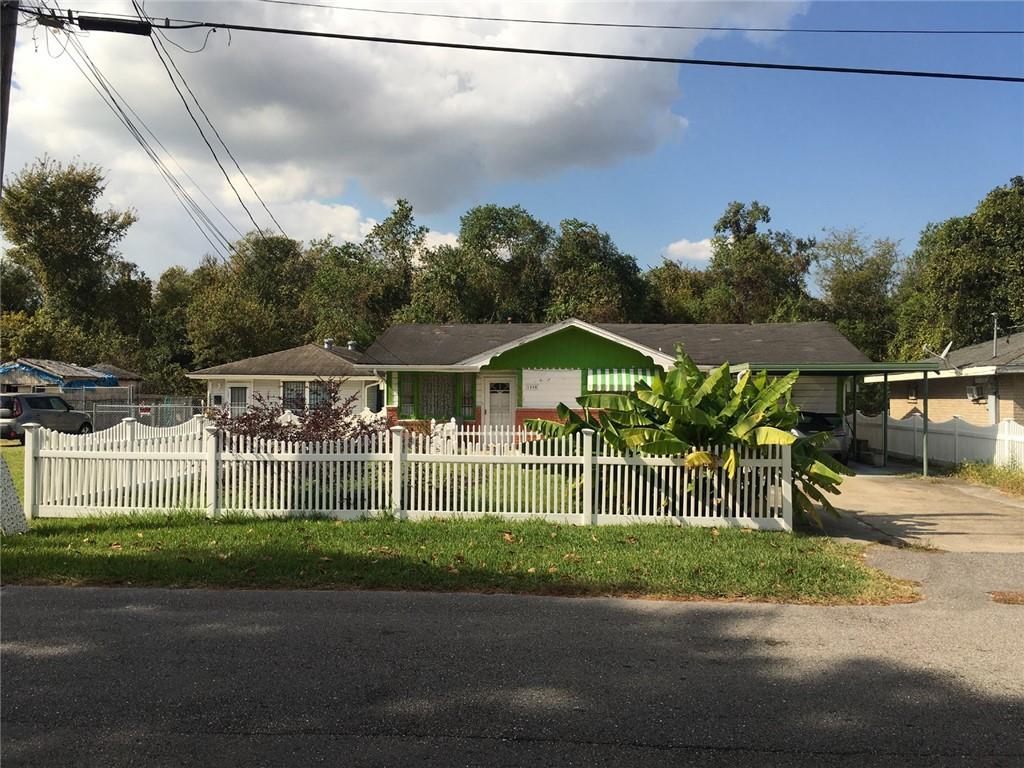 Homes for sale in Westwego, LA | 1330 West Dr, Westwego, LA 70094 | MLS# NO2530348