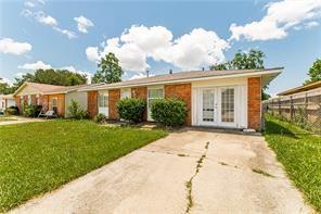 Homes for sale in Marrero, LA | 2553 Ramsey Dr, Marrero, LA 70072 | MLS# NO2531567