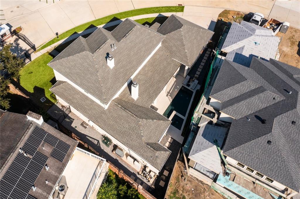 Homes for sale in Metairie, LA | 12 Khan Court, Metairie, LA 70003 | MLS# NO2531136