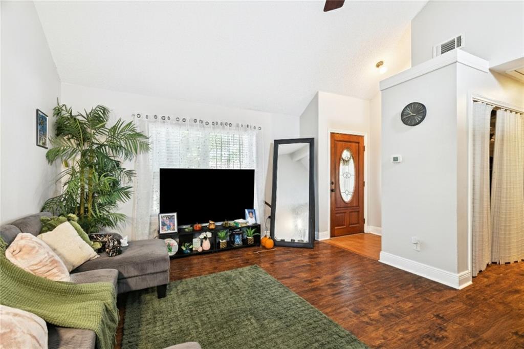 Homes for sale in Slidell, LA | 345 Mapleleaf Dr, Slidell, LA 70458 | MLS# NO2530600