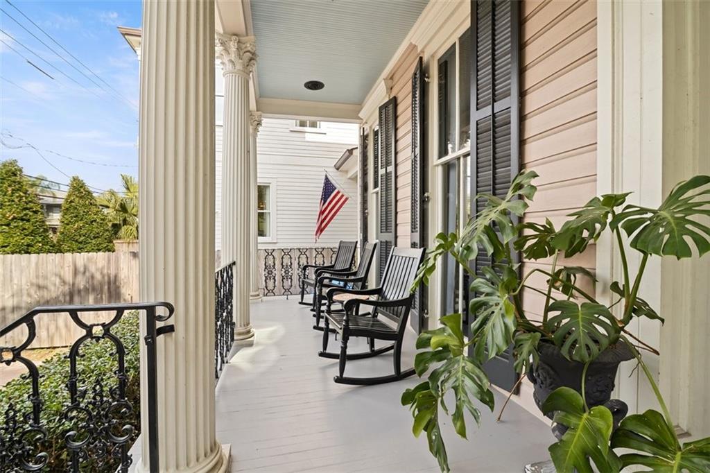 Homes for sale in New Orleans, LA | 927 Valence Street, New Orleans, LA 70115 | MLS# NO2529684