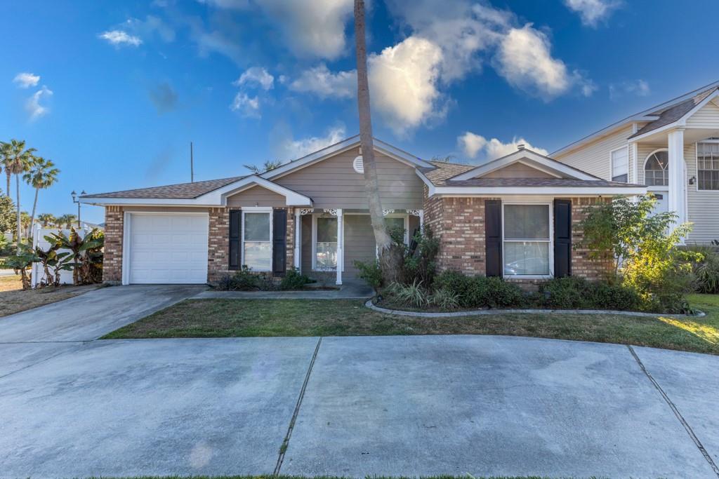 Homes for sale in Gretna, LA | 1401 Drake Lane, Gretna, LA 70056 | MLS# NO2532064