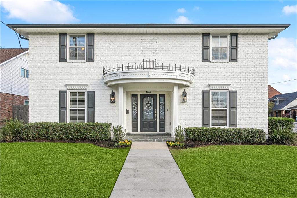 Homes for sale in Metairie, LA | 4901 Sunny Pl, Metairie, LA 70006 | MLS# NO2531929