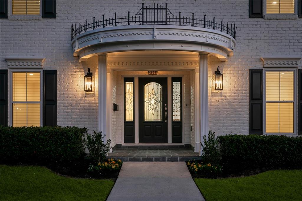 Homes for sale in Metairie, LA | 4901 Sunny Pl, Metairie, LA 70006 | MLS# NO2531929