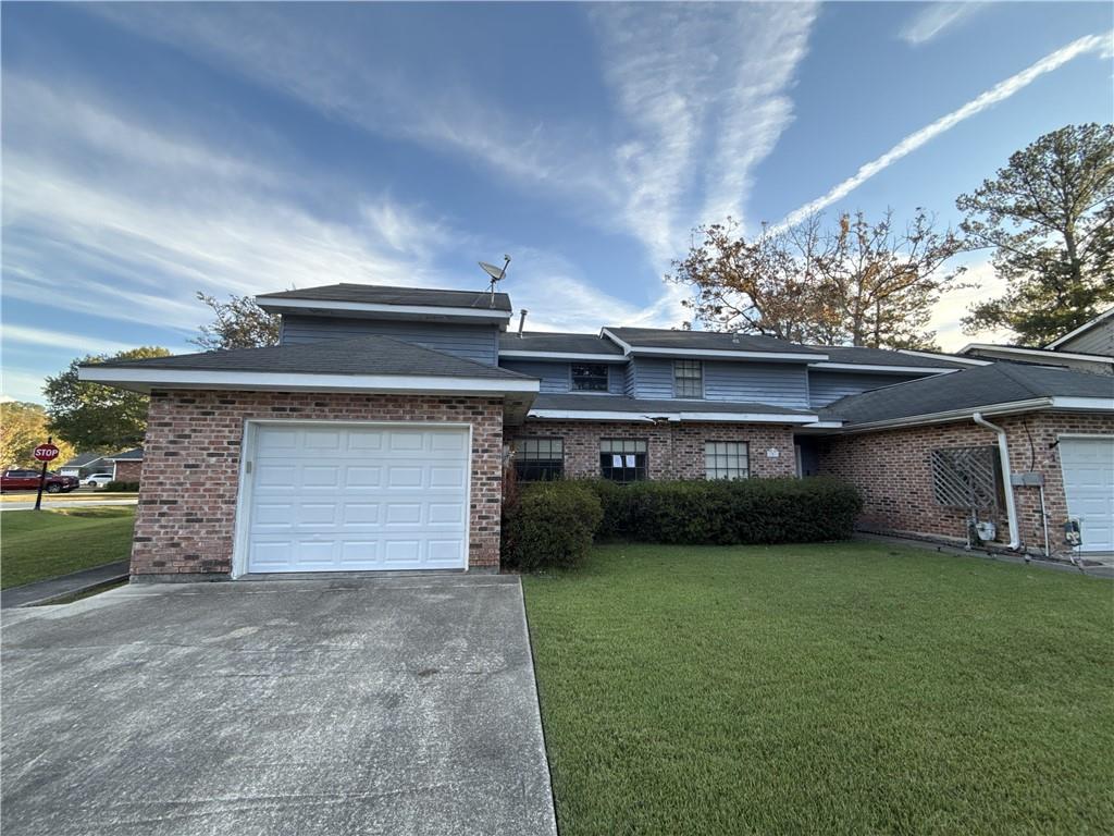 Homes for sale in Mandeville, LA | 1 Jennifer Court, Mandeville, LA 70448 | MLS# NO2532438