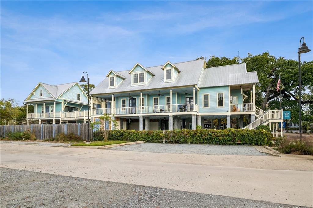 Homes for sale in Mandeville, LA | 124 Lafitte St Street, Mandeville, LA 70448 | MLS# NO2532405