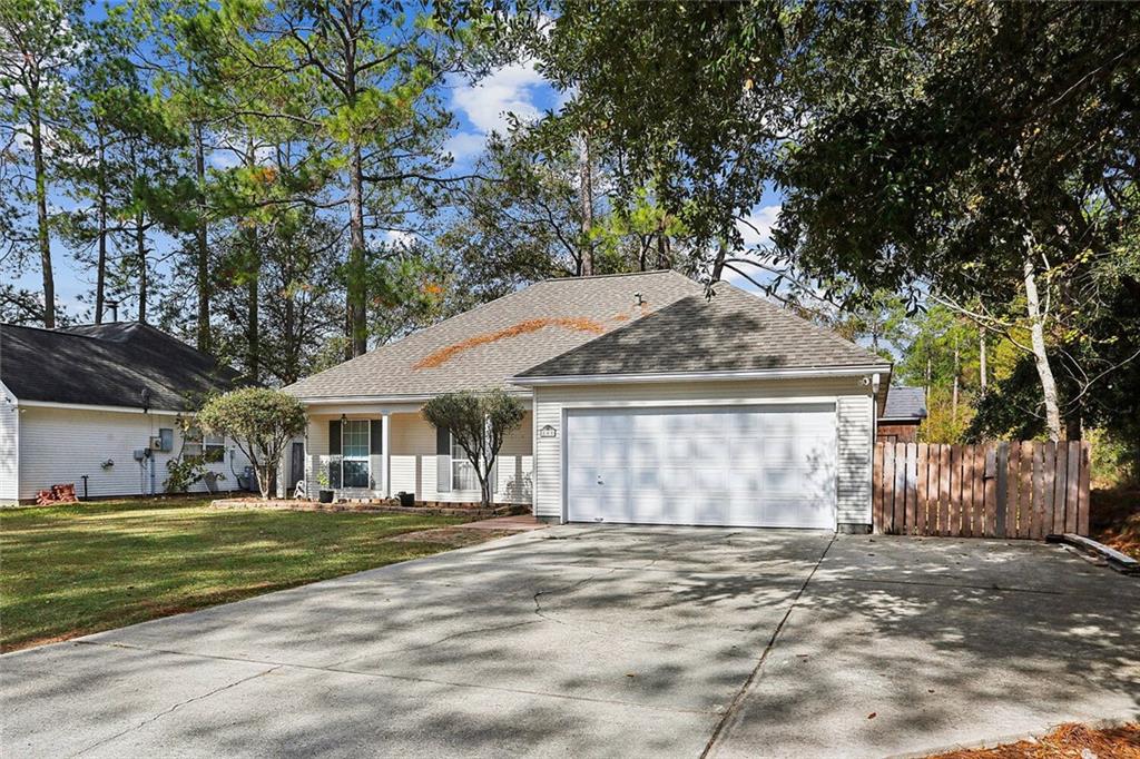 Homes for sale in Mandeville, LA | 100 E Thistle Street, Mandeville, LA 70471 | MLS# NO2532604