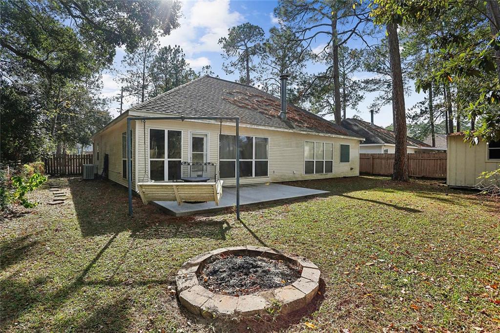 Homes for sale in Mandeville, LA | 100 E Thistle Street, Mandeville, LA 70471 | MLS# NO2532604