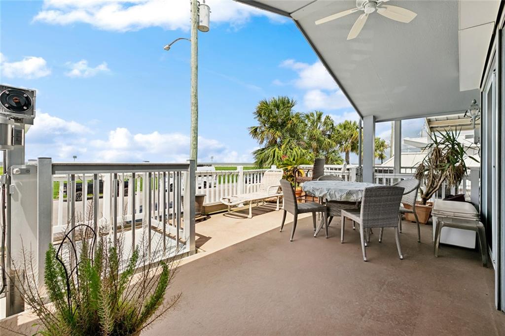 Homes for sale in New Orleans, LA | 8004 Breakwater Dr, New Orleans, LA 70124 | MLS# NO2532691