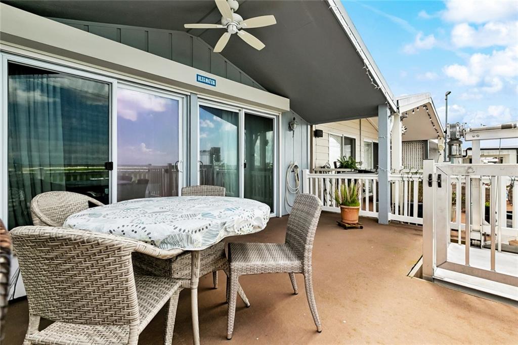 Homes for sale in New Orleans, LA | 8004 Breakwater Dr, New Orleans, LA 70124 | MLS# NO2532691