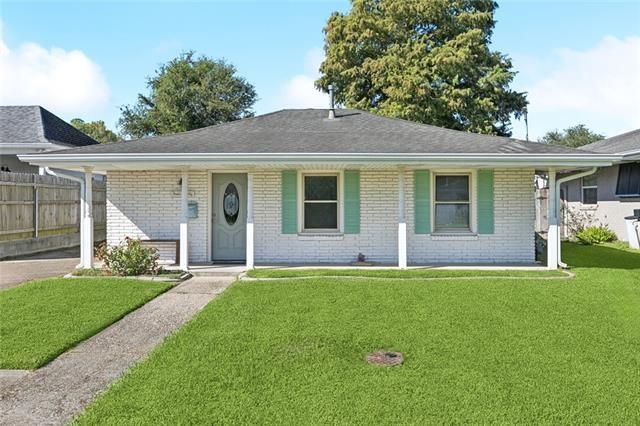 Homes for sale in Harahan, LA | 420 Roseland Parkway, Harahan, LA 70123 | MLS# NO2532814