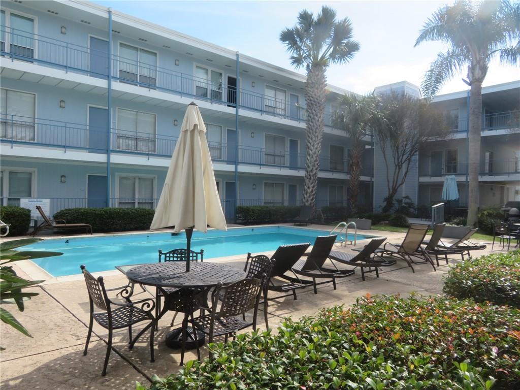 Homes for sale in New Orleans, LA | 318 Lake Marina Avenue #219, New Orleans, LA 70124 | MLS# NO2532831