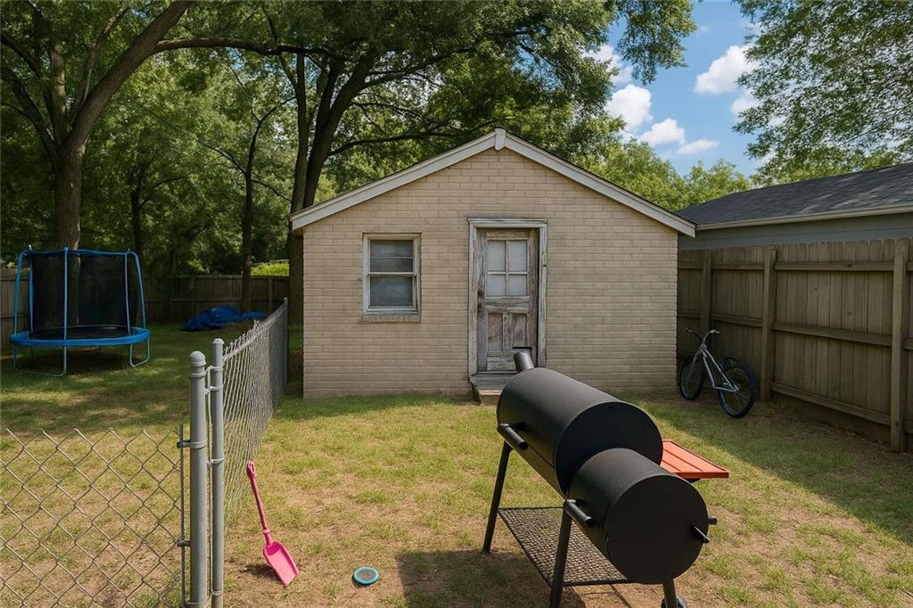 Homes for sale in Abbeville, LA | 709 S East Street, Abbeville, LA 70510 | MLS# NO2533059